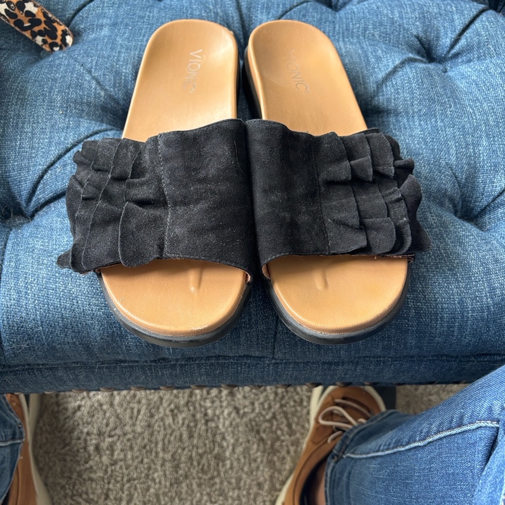 Vionic Roni Sandals size 8.5